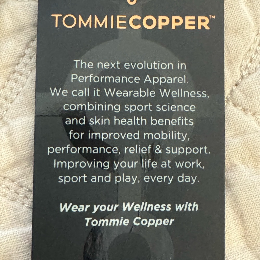 Black Copper Infused Leggings by Tommie Copper Size Medium - Picture 5 of 7